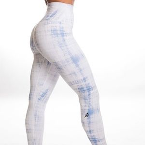 SOLD P’tula Alainah Allure Strokes Of Blue